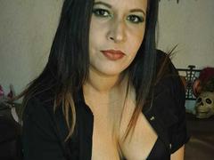 CamilaMillf - female webcam at xLoveCam