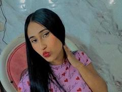 CamilaWood from xLoveCam