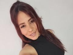 CamillePaulis - female with brown hair webcam at xLoveCam