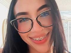 CamilleJuicy - female with black hair and  big tits webcam at xLoveCam