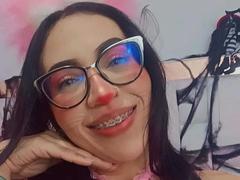 CamilleJuicy - female with black hair and  big tits webcam at xLoveCam