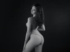 LuDiaz - female with brown hair and  small tits webcam at LiveJasmin