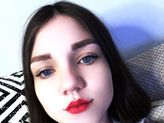 CammieRosalie - female with brown hair and  big tits webcam at xLoveCam