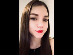 CammieRosalie - female with brown hair and  big tits webcam at xLoveCam