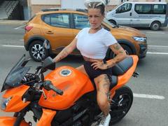 CanariaHot - female webcam at xLoveCam