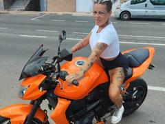CanariaHot - female webcam at xLoveCam
