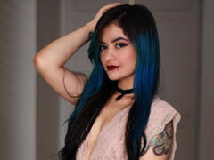 CandiceValo - female with black hair webcam at LiveJasmin