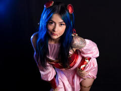 CandiceValo - female with black hair webcam at LiveJasmin