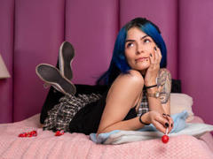 CandiceValo - female with black hair webcam at LiveJasmin