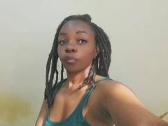 CandyBalbe from xLoveCam