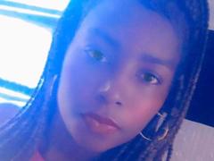 CandyChocolat from xLoveCam