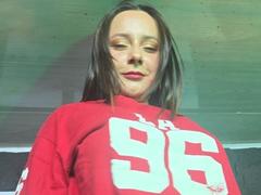 CandyI - female with brown hair webcam at xLoveCam