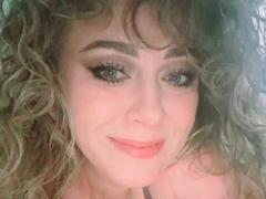 CandyLadyZ from xLoveCam