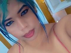CandyLatinAh - female with  big tits webcam at xLoveCam