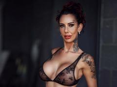 CandySuck-hot - blond female webcam at xLoveCam