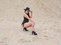 CamilaWinston - female with brown hair webcam at LiveJasmin