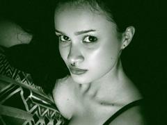 CandyyClair - female webcam at xLoveCam