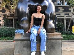 CaritoHam - female with black hair and  big tits webcam at xLoveCam