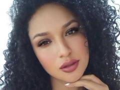 CarlaMuille from xLoveCam