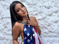 CarlaRao - female with black hair webcam at LiveJasmin