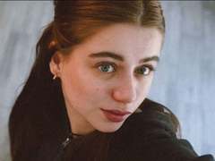 CarleneCassell - female webcam at xLoveCam
