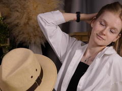 CarlottaRenzelman - female webcam at xLoveCam