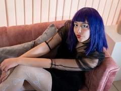 CarlyBlake - female with black hair and  big tits webcam at xLoveCam