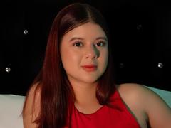 CarlyRider from xLoveCam