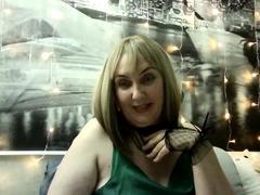 CarlySweetie - female with brown hair and  small tits webcam at xLoveCam