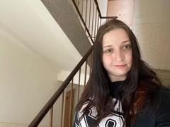 Carmen-hot - female with brown hair webcam at xLoveCam