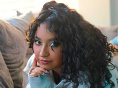 CarmilleZlata - female with black hair webcam at xLoveCam