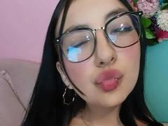 CaroFranco - female with black hair and  big tits webcam at LiveJasmin