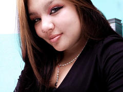 CaroHotcg - female with brown hair webcam at xLoveCam