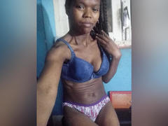 CarolLadyAh from xLoveCam
