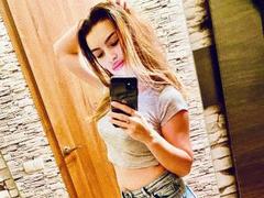 CarolRose - blond female with  small tits webcam at xLoveCam