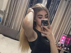 CarolannFettig - blond female with  big tits webcam at xLoveCam
