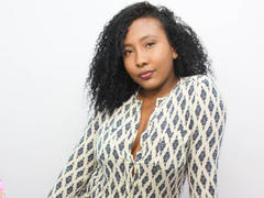 CaroldelaTorre - female with black hair and  big tits webcam at xLoveCam