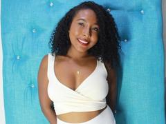 CaroldelaTorre from xLoveCam