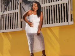 CaroldelaTorre - female with black hair and  big tits webcam at xLoveCam