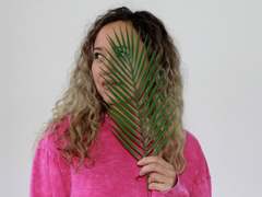 CarolineNoors - blond female with  big tits webcam at LiveJasmin