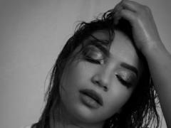 LissaHilton - blond female webcam at ImLive