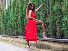 Carolinemoor from LiveJasmin