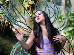 CarolineWill - female with black hair webcam at LiveJasmin