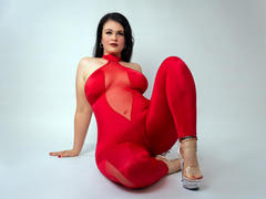 Carolinesaenz_ - female with black hair and  big tits webcam at ImLive