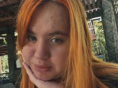CaseyChase - female with red hair webcam at xLoveCam