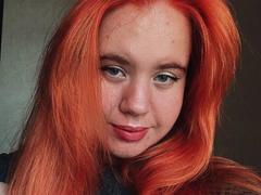 CaseyChase - female with red hair webcam at xLoveCam