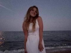 CaseyMeli from xLoveCam
