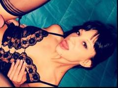 CassandraMichelli - female with brown hair webcam at xLoveCam
