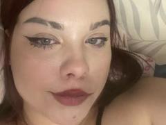 CassieStephania - female with brown hair and  small tits webcam at xLoveCam