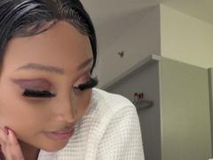 CassieYk from xLoveCam